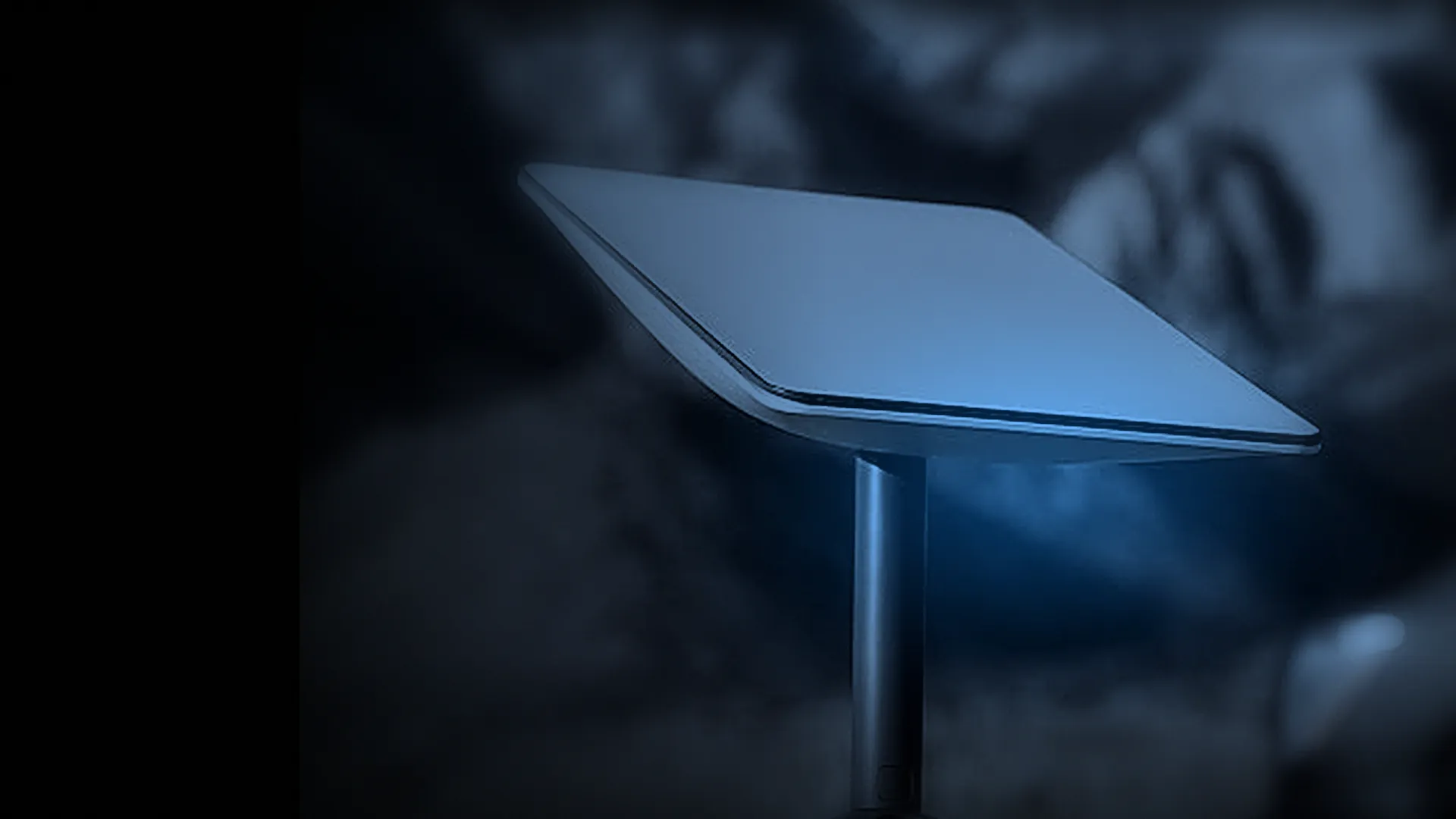 Professional satellite antenna for temporary event connectivity